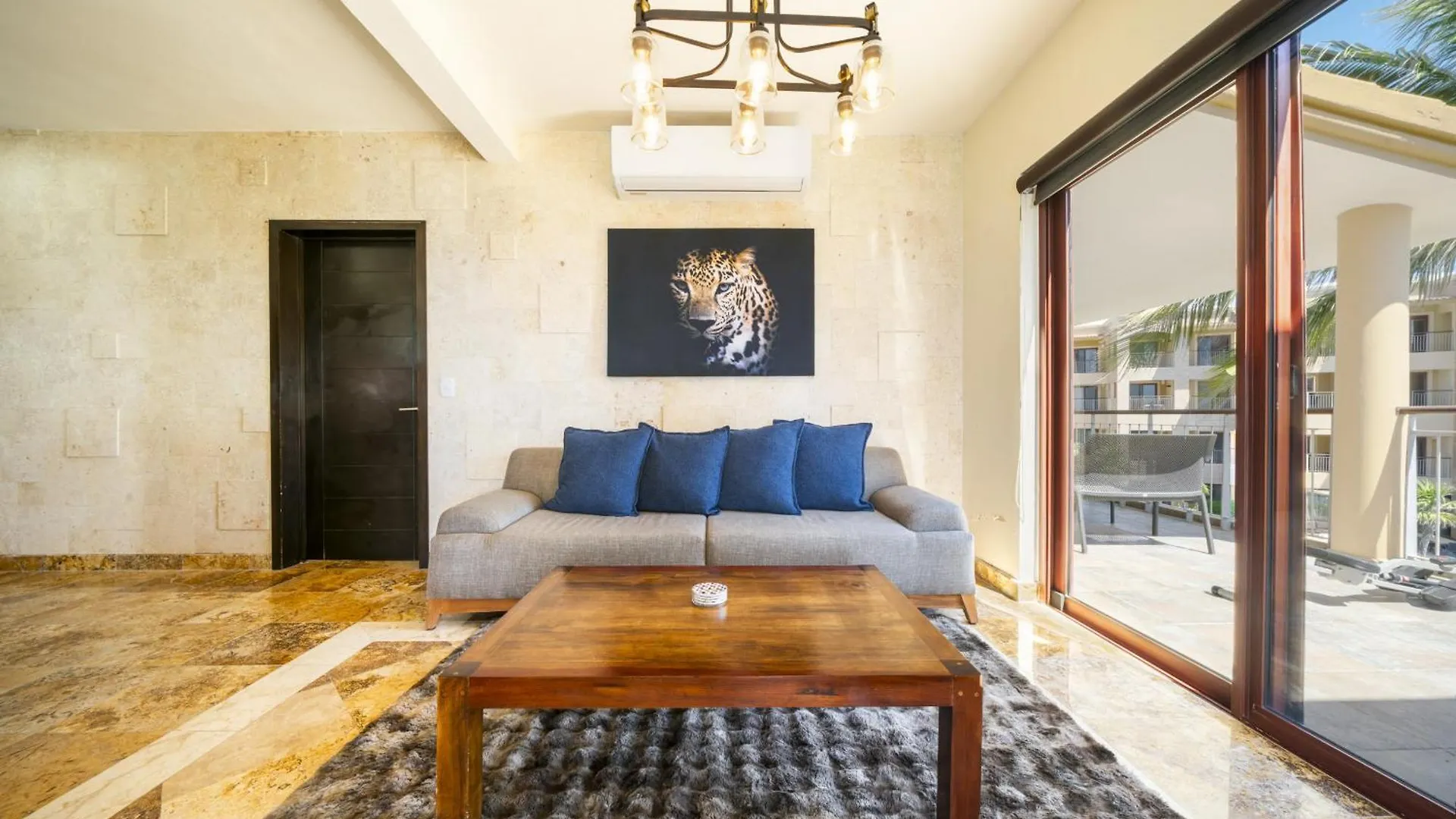 Luxury Beachfront Condo With 3 Bedrooms & Ocean View - El Faro Residences - Reef 301 신데 델 카르멘 멕시코