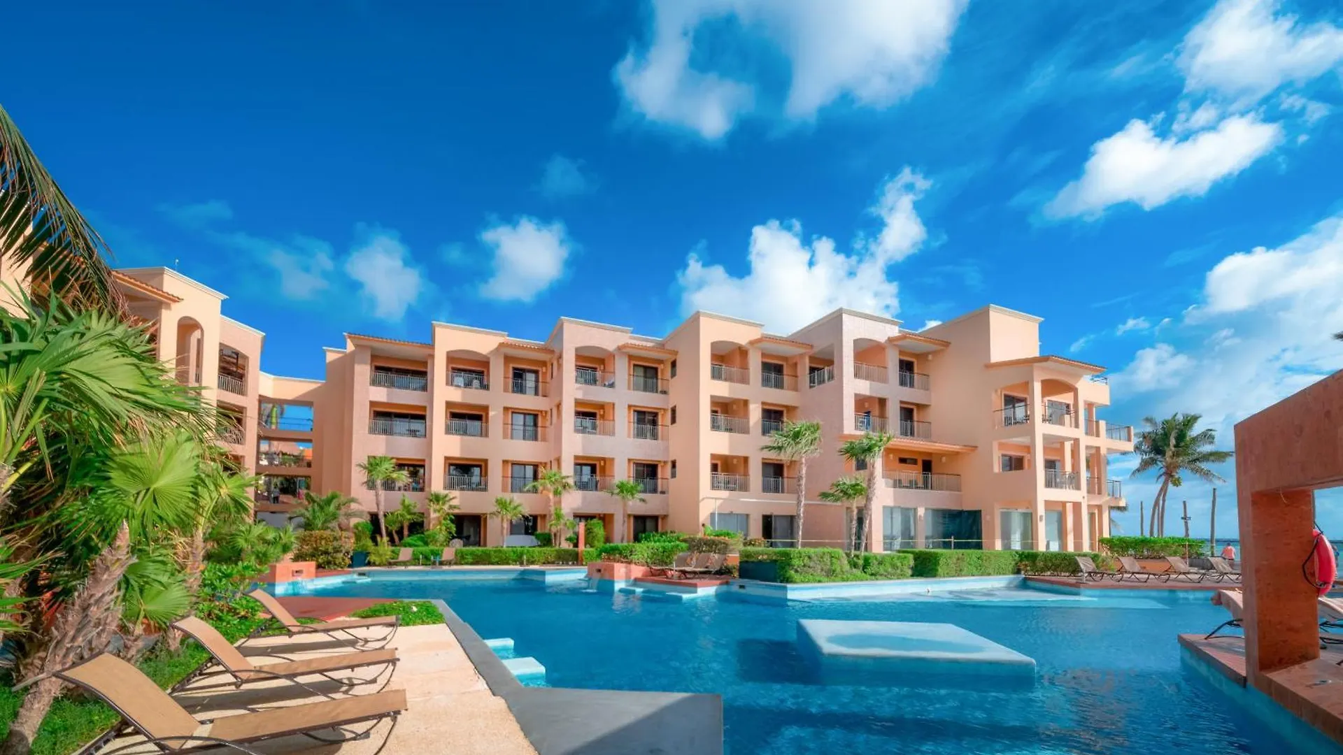 아파트 Luxury Beachfront Condo With 3 Bedrooms & Ocean View - El Faro Residences - Reef 301 신데 델 카르멘 멕시코