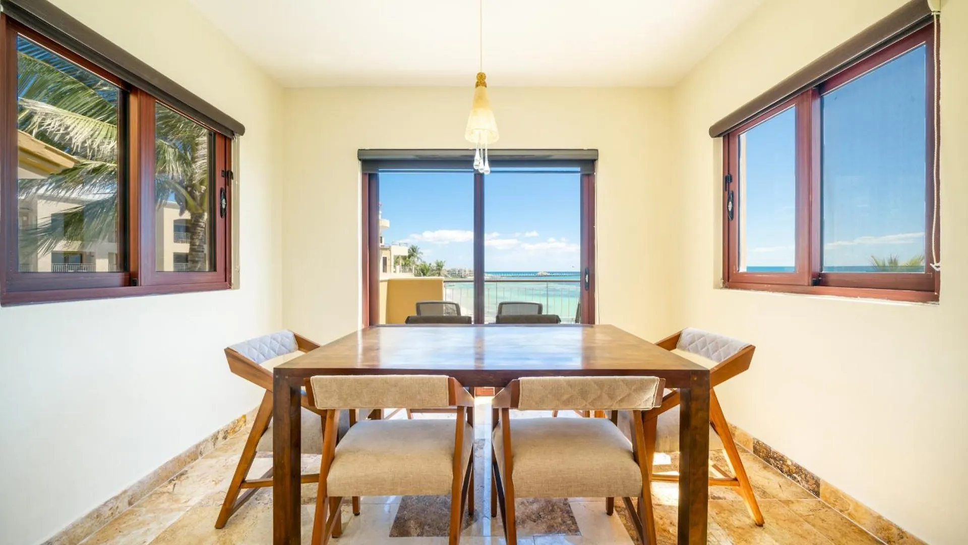 아파트 Luxury Beachfront Condo With 3 Bedrooms & Ocean View - El Faro Residences - Reef 301 신데 델 카르멘 멕시코